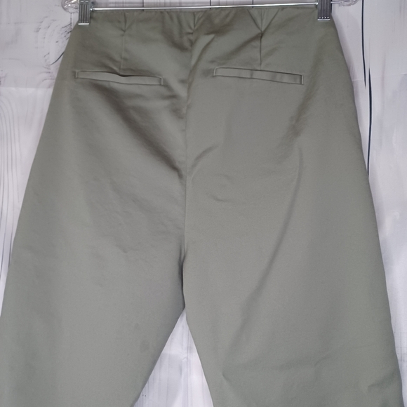 J.Jill Olive Green Pull On Cropped Pants - Picture 10 of 14